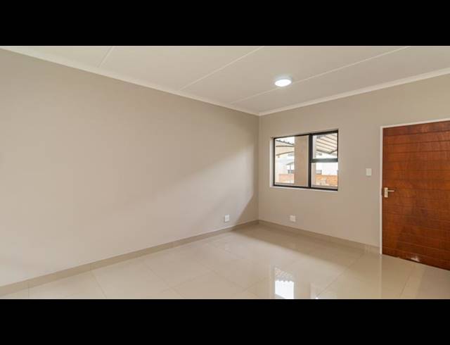 3 BEDROOM APARTMENT FOR SALE IN ERASMIA